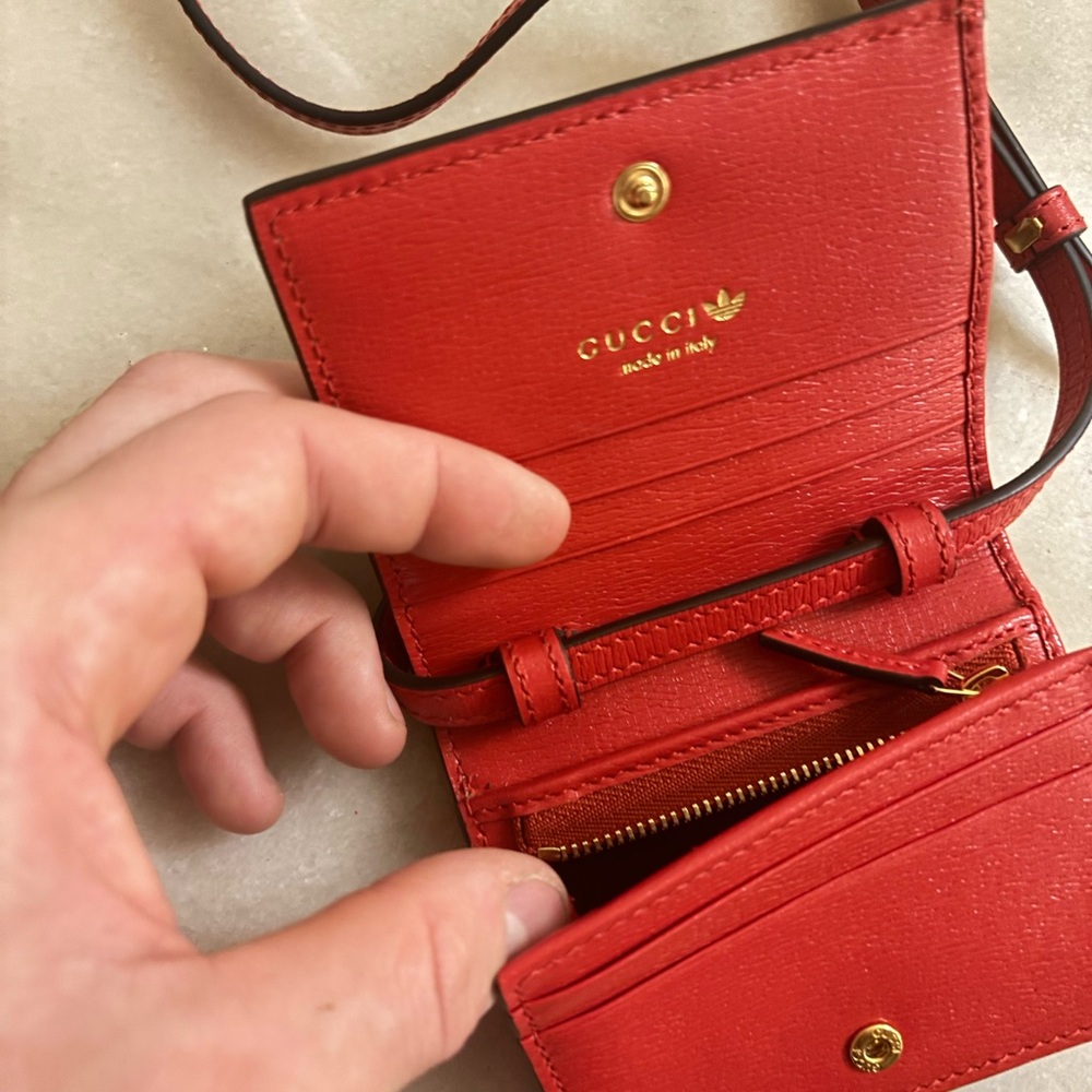 Gucci x Addias Wallet - Picture 2 of 3